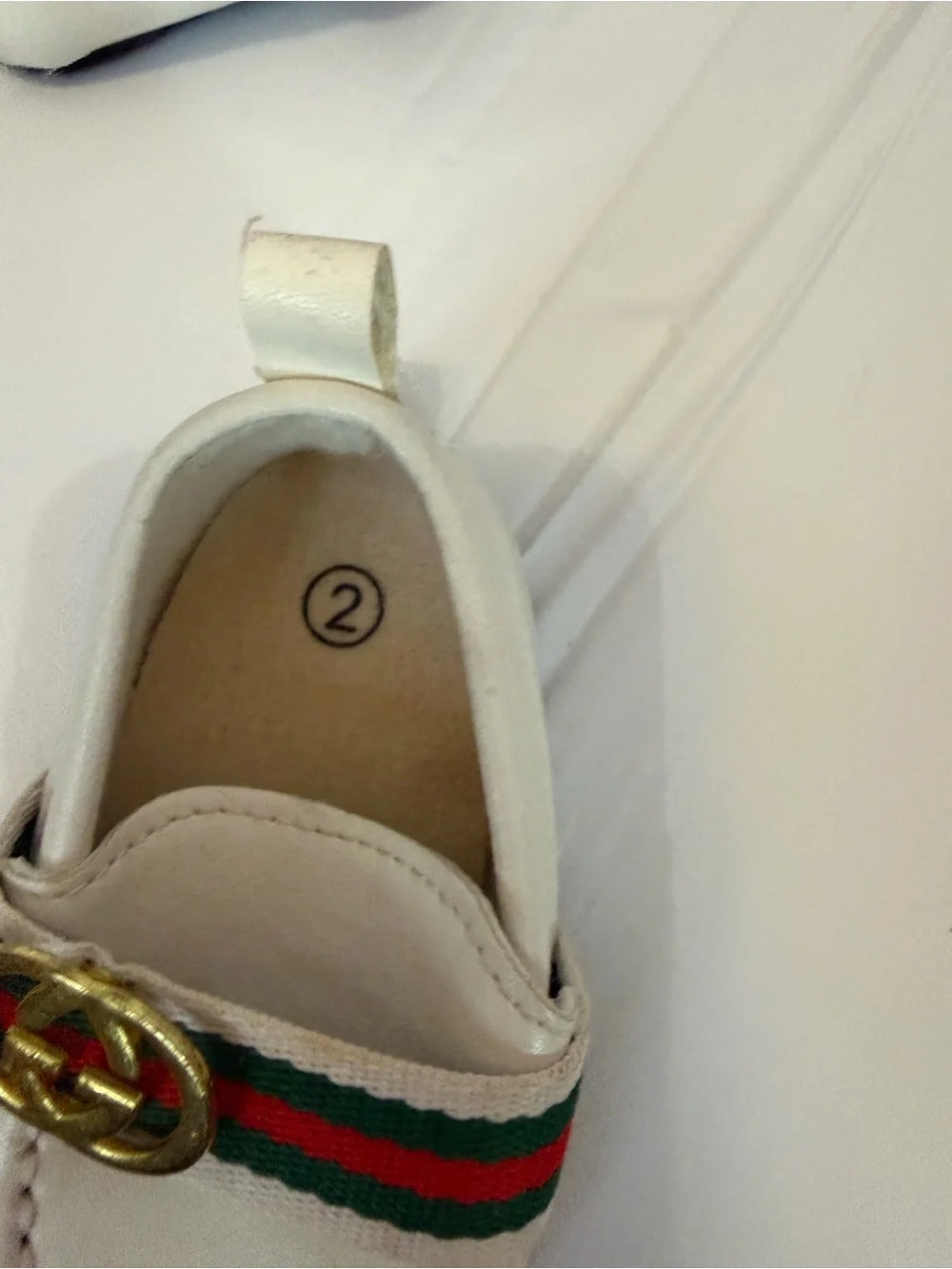 Gucci White Kids Moccasins with Green-Red Web and Gold Emblem